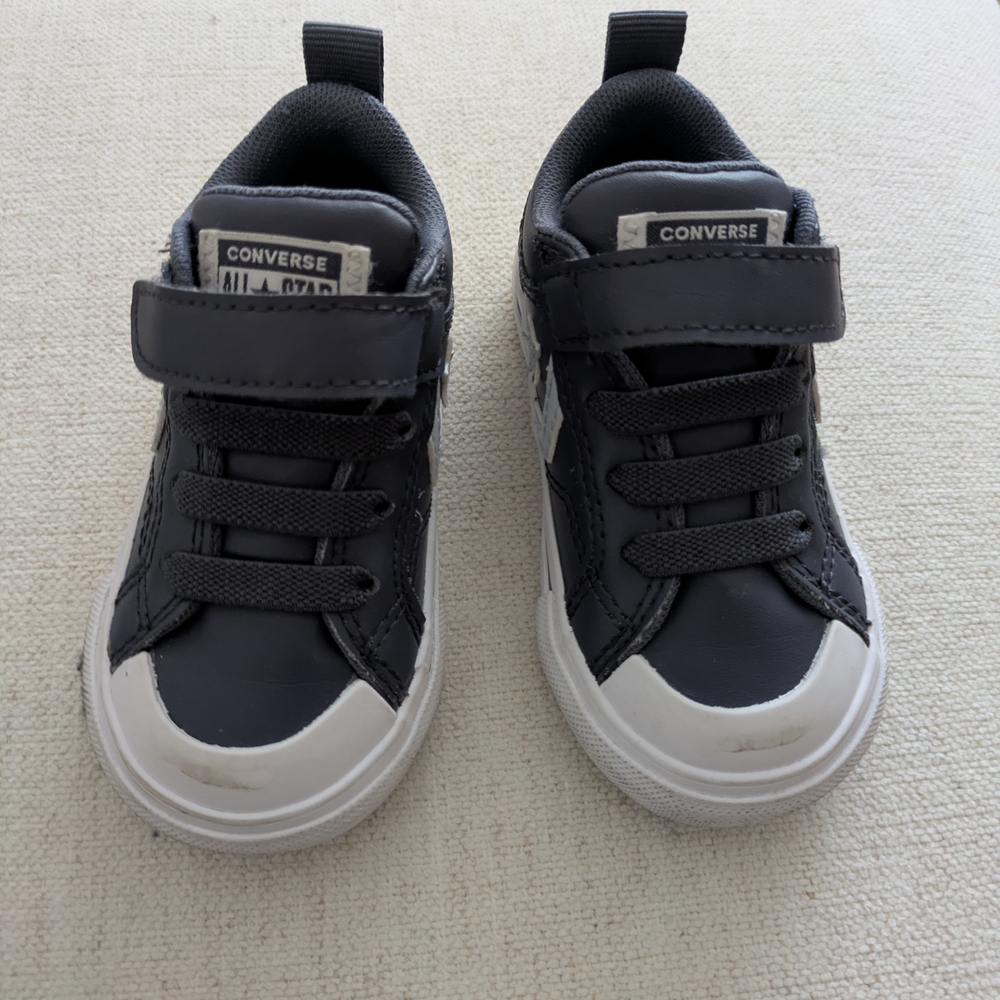 Converse Kids Black and White Low-Top Sneakers with Hook-and-Loop Strap